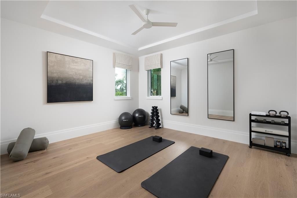 141 Channel Dr , Naples, FL 34108 Photo