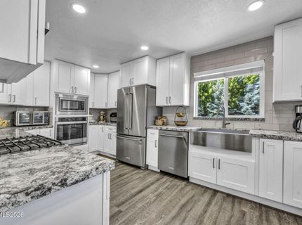 892 Marion Way, Gardnerville, NV 89460 Photo