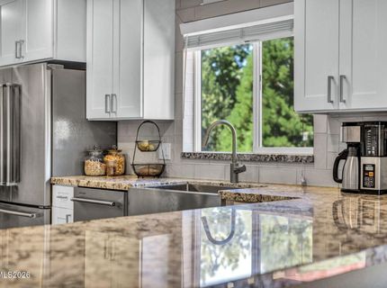 892 Marion Way, Gardnerville, NV 89460 Photo