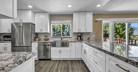 892 Marion Way, Gardnerville, NV 89460 Photo
