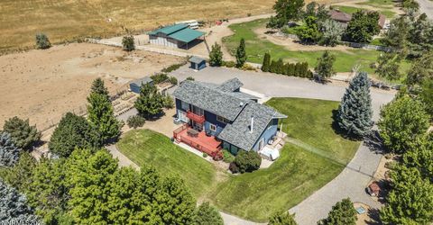 892 Marion Way, Gardnerville, NV 89460 Photo
