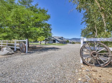 892 Marion Way, Gardnerville, NV 89460 Photo