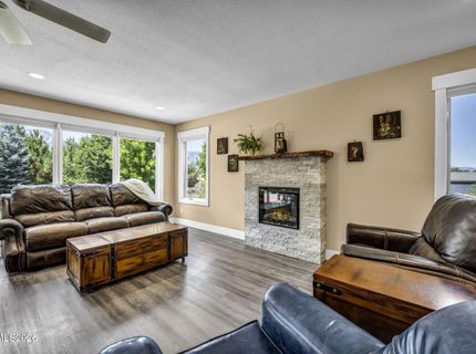 892 Marion Way, Gardnerville, NV 89460 Photo