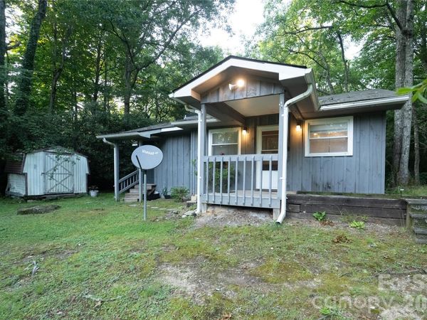 242 Whitewater Road , Sapphire, NC 28774