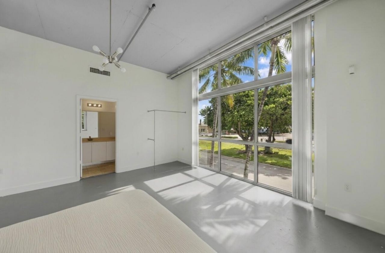 2100 Van Buren Street, Unit 206, Hollywood, FL 33020 Photo