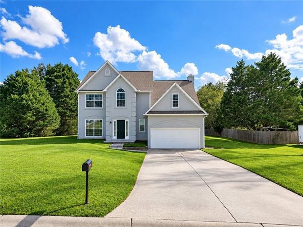 1070 Big Haynes Drive, Grayson, GA 30017