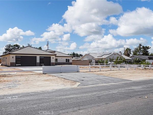 7428 I Avenue, Hesperia, CA 92345