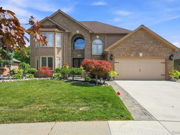 52844 Karon Drive, Macomb Township, Mi 48042