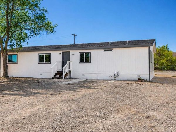 1790 Tuscarora Street, Silver Springs, NV 89429