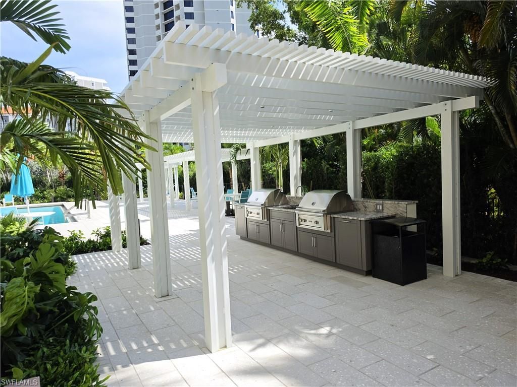 5550 Heron Point Dr, Unit 903, Naples, FL 34108 Photo