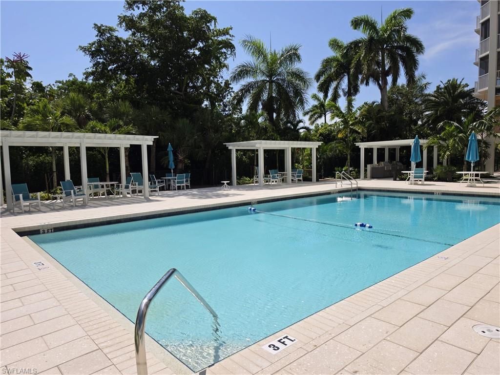 5550 Heron Point Dr, Unit 903, Naples, FL 34108 Photo