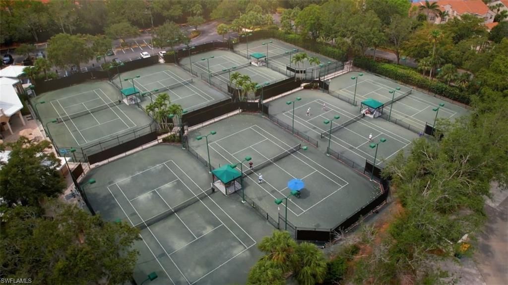 5550 Heron Point Dr, Unit 903, Naples, FL 34108 Photo