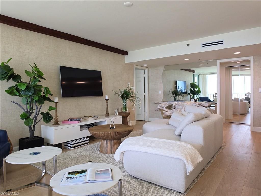 5550 Heron Point Dr, Unit 903, Naples, FL 34108 Photo