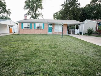 2845 Sugar Tree Lane Maryland Heights, MO 63043