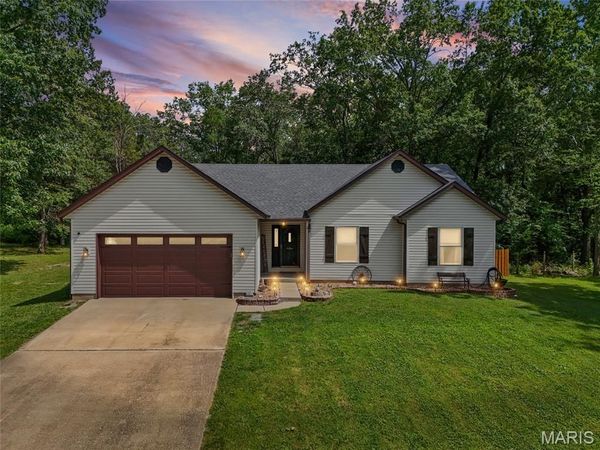 4363 Jefferson Drive, Hillsboro, MO 63050