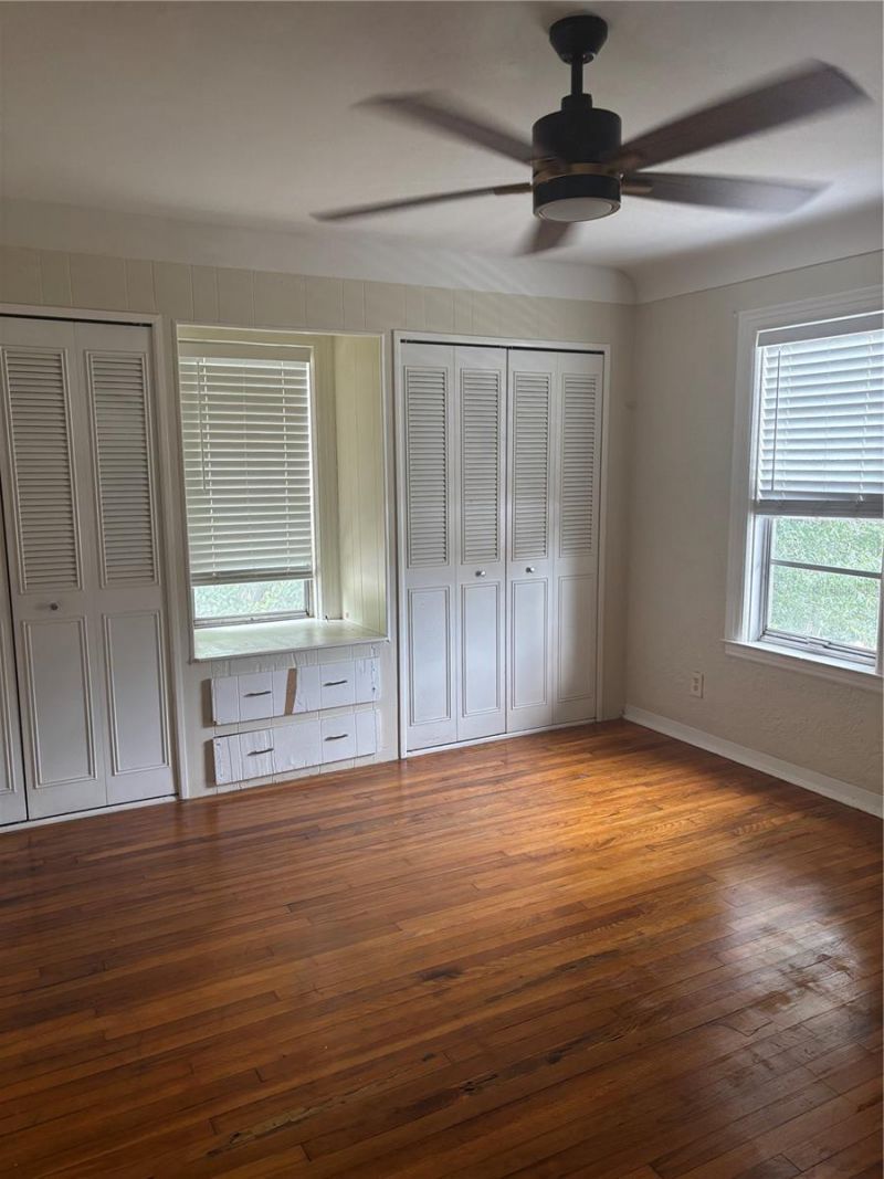 1117 16th Street N, Unit 1/2, Saint Petersburg, FL 33705 Photo