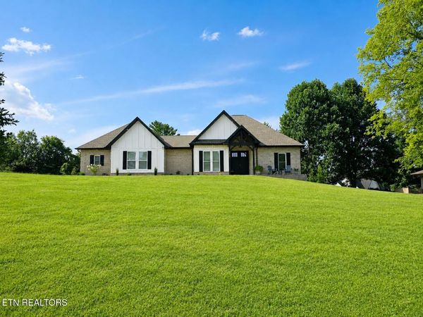 2531 Red Wing Way, Maryville, TN 37801