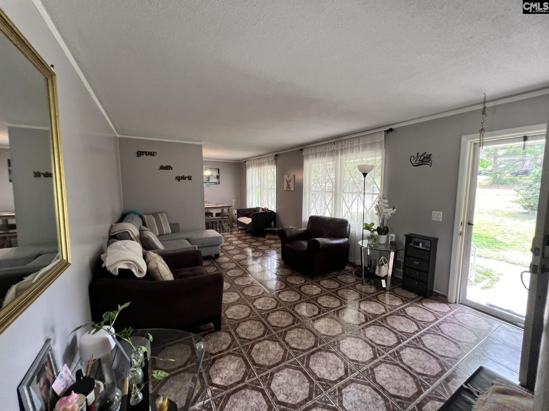 1769 Cheltenham Lane  Photo 12