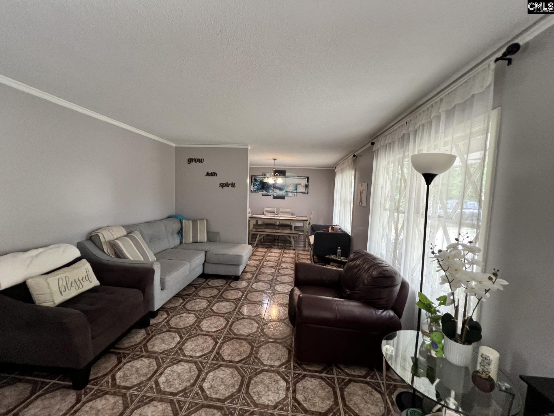 1769 Cheltenham Lane  Photo 4