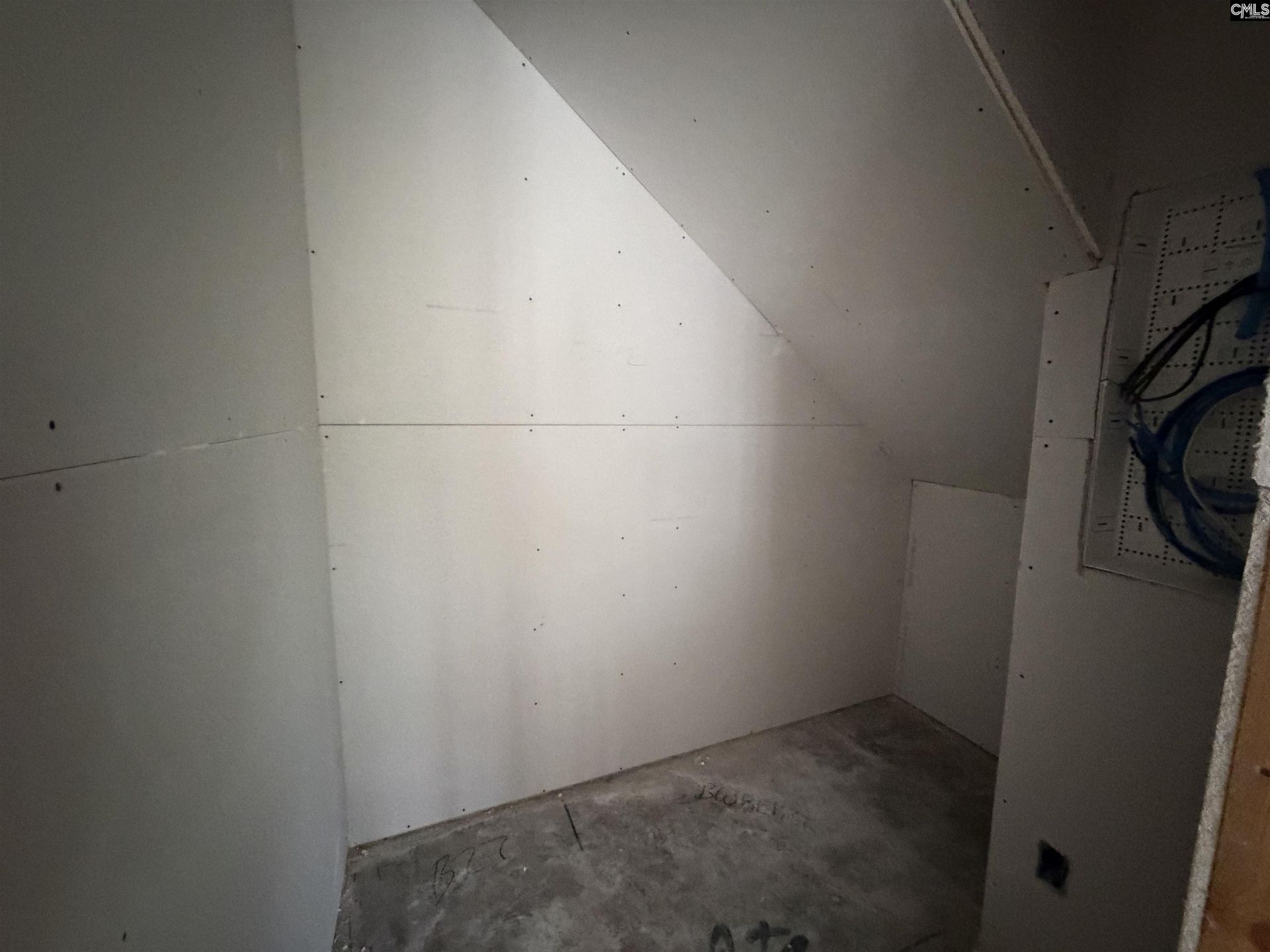 62 Hubbard Court Photo 15