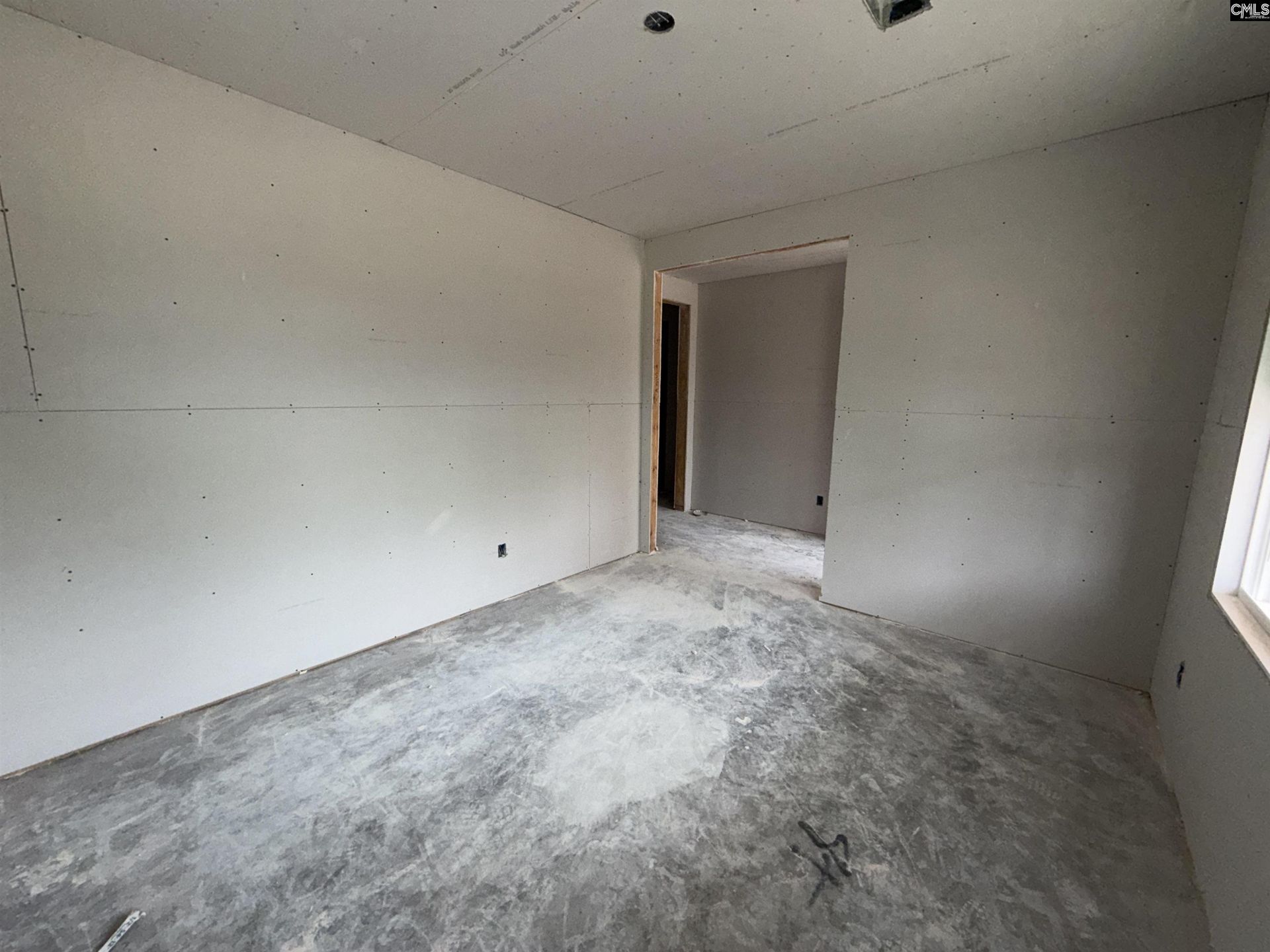 62 Hubbard Court Photo 37