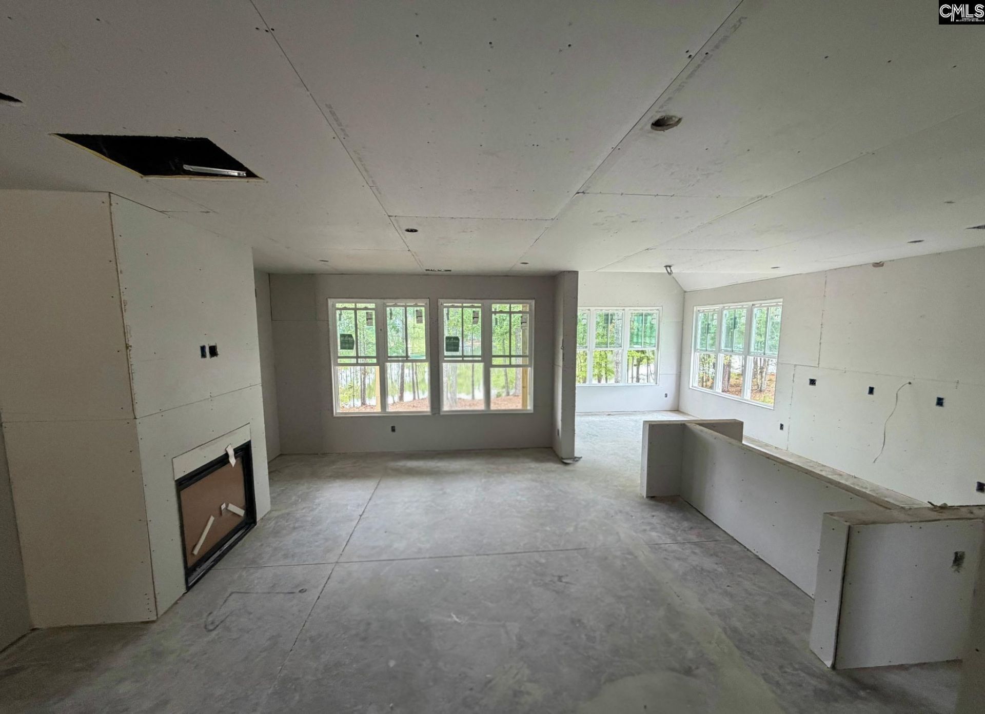 62 Hubbard Court Photo 9