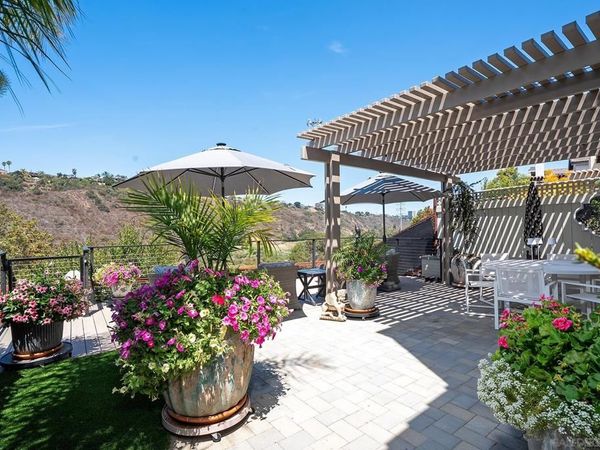 6093 CAMINITO DEL OESTE , San Diego, CA 92111