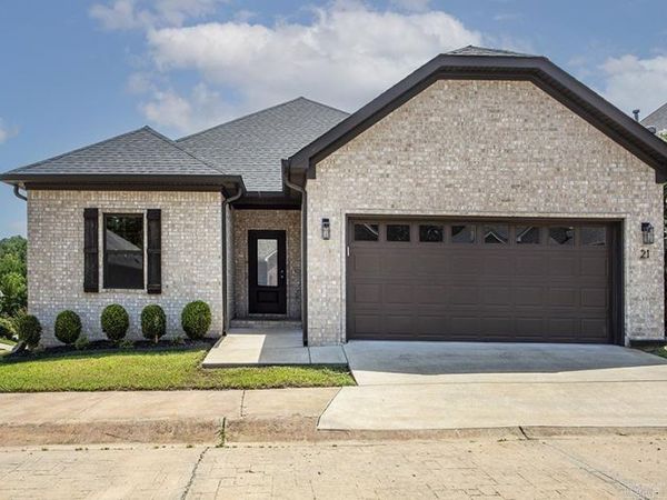 21 Pennsylvania Court, Little Rock, AR 72223