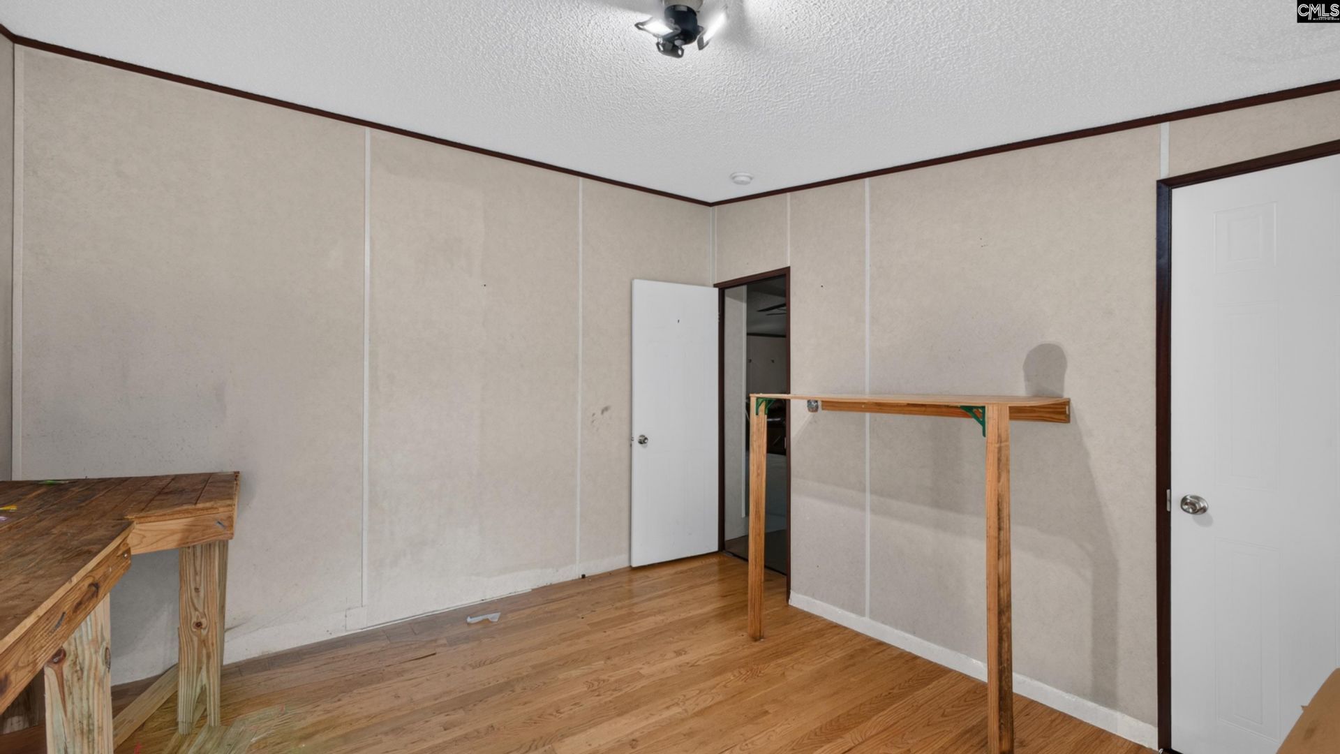 299 Poinsettia Road  Photo 18