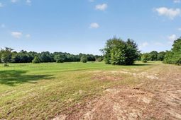 299 Poinsettia Road  photo 4