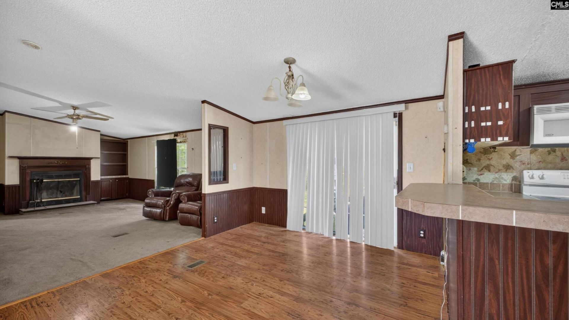 299 Poinsettia Road  Photo 7
