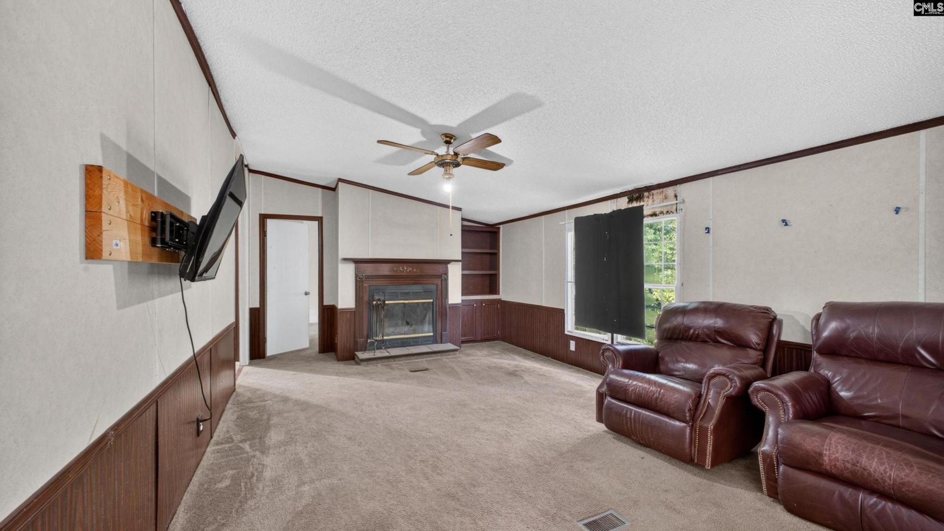 299 Poinsettia Road  Photo 9