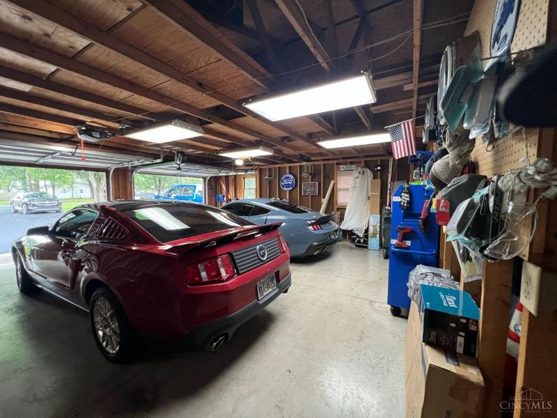 6965 Muskie Drive, Hillsboro, OH 45133 Photo 12