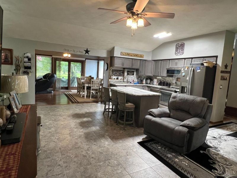 6965 Muskie Drive, Hillsboro, OH 45133 Photo 16