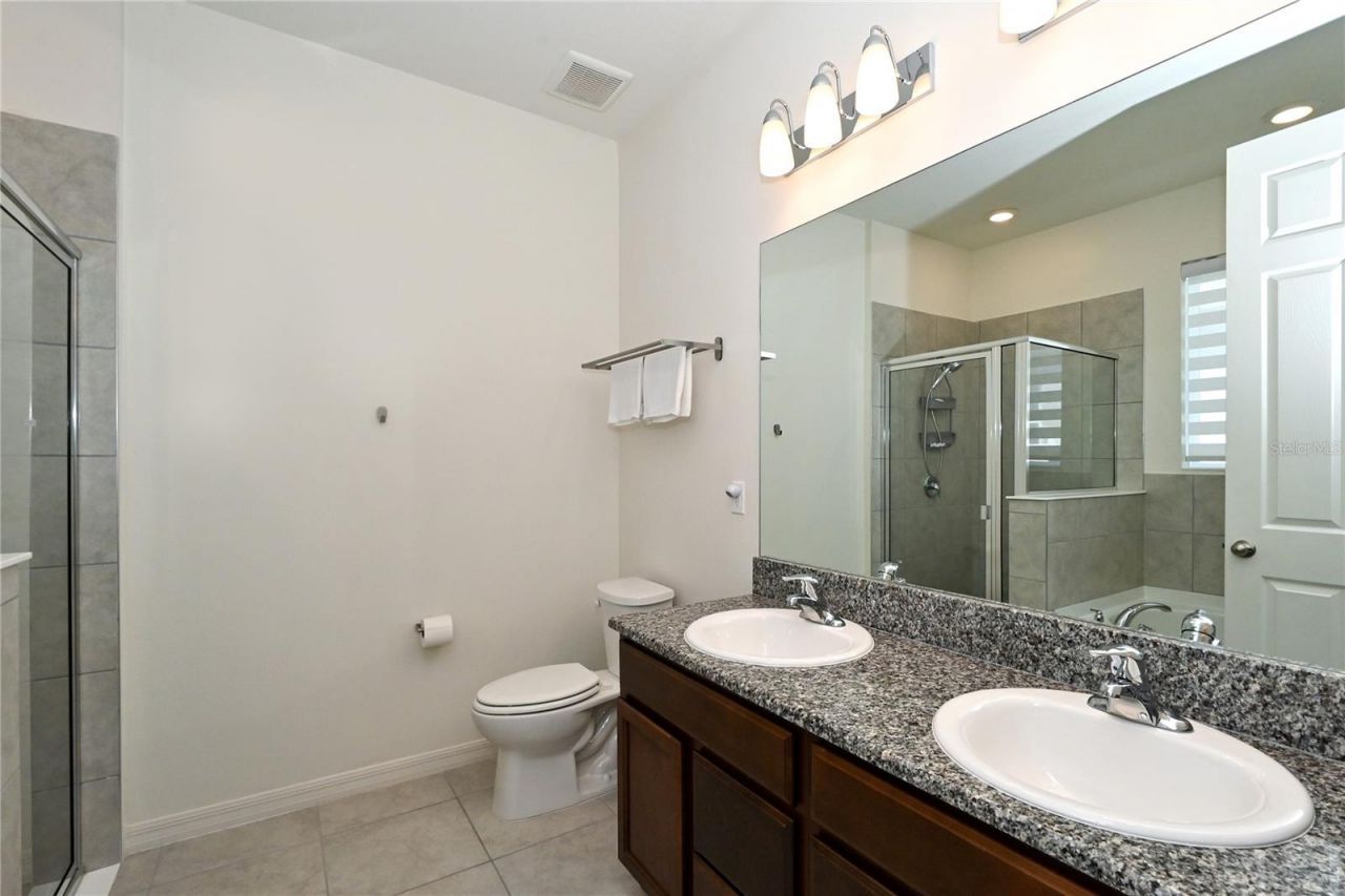 3551 74th Avenue Circle E, Sarasota, FL 34243 Photo