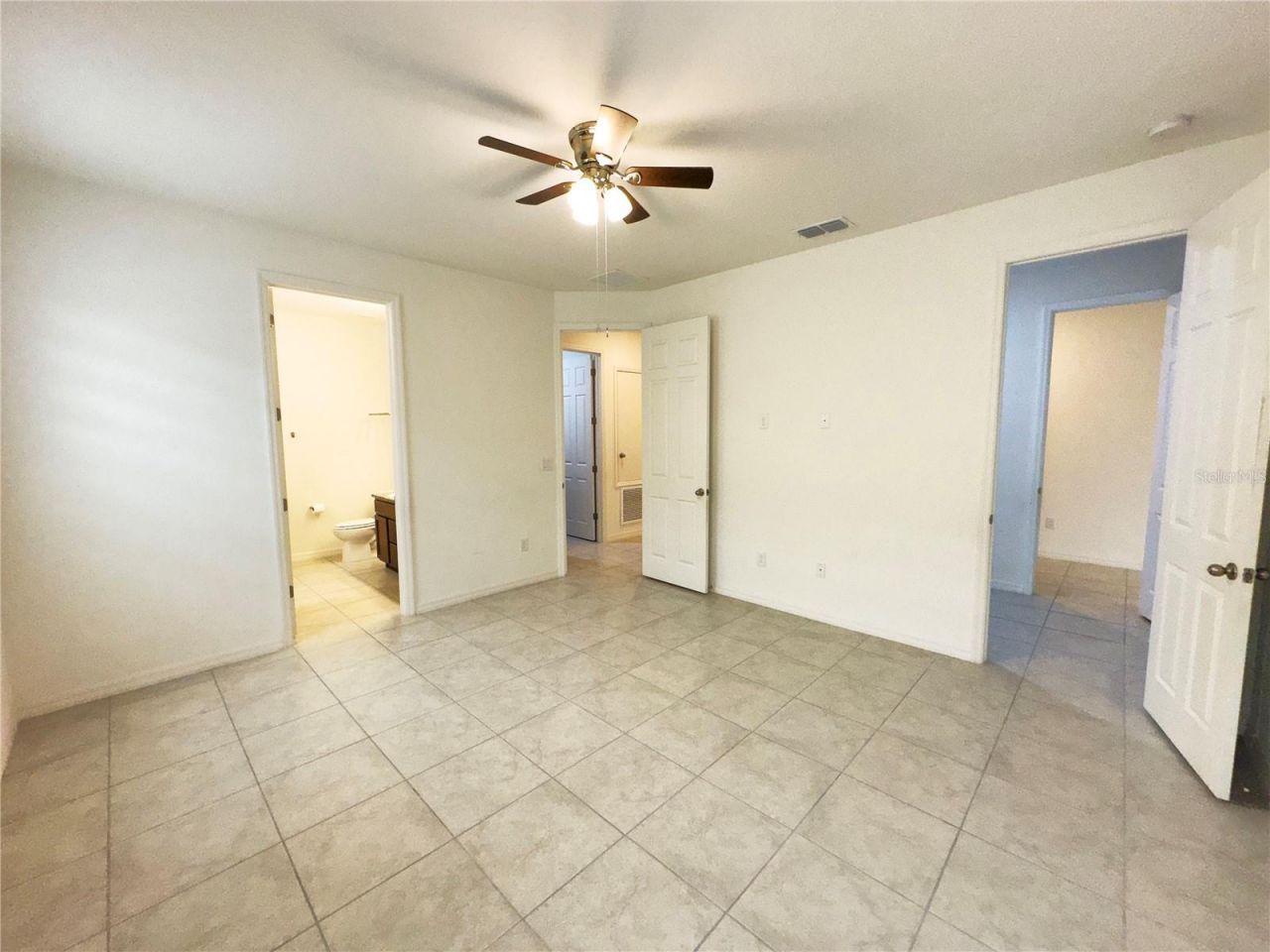 3551 74th Avenue Circle E, Sarasota, FL 34243 Photo