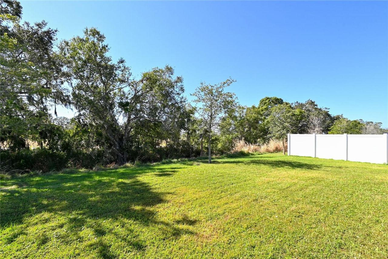 3551 74th Avenue Circle E, Sarasota, FL 34243 Photo