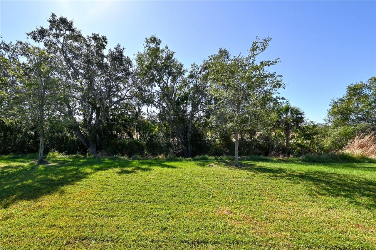 3551 74th Avenue Circle E, Sarasota, FL 34243 Photo