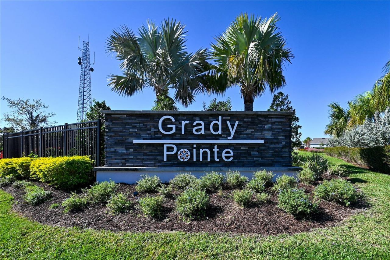 3551 74th Avenue Circle E, Sarasota, FL 34243 Photo