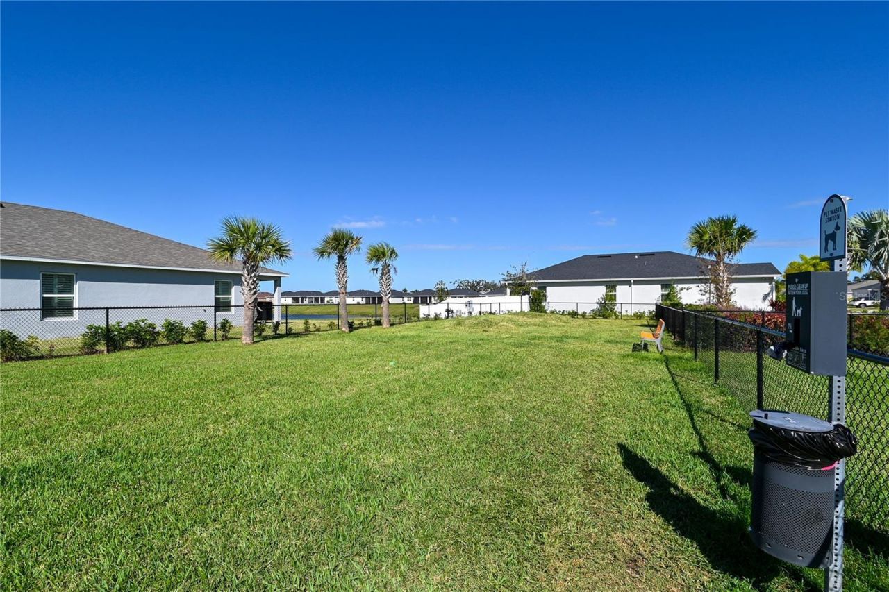 3551 74th Avenue Circle E, Sarasota, FL 34243 Photo
