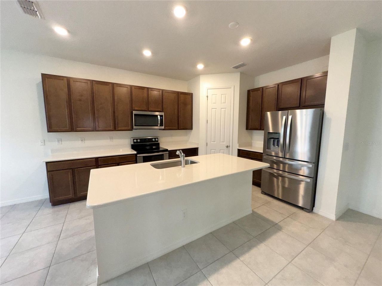 3551 74th Avenue Circle E, Sarasota, FL 34243 Photo
