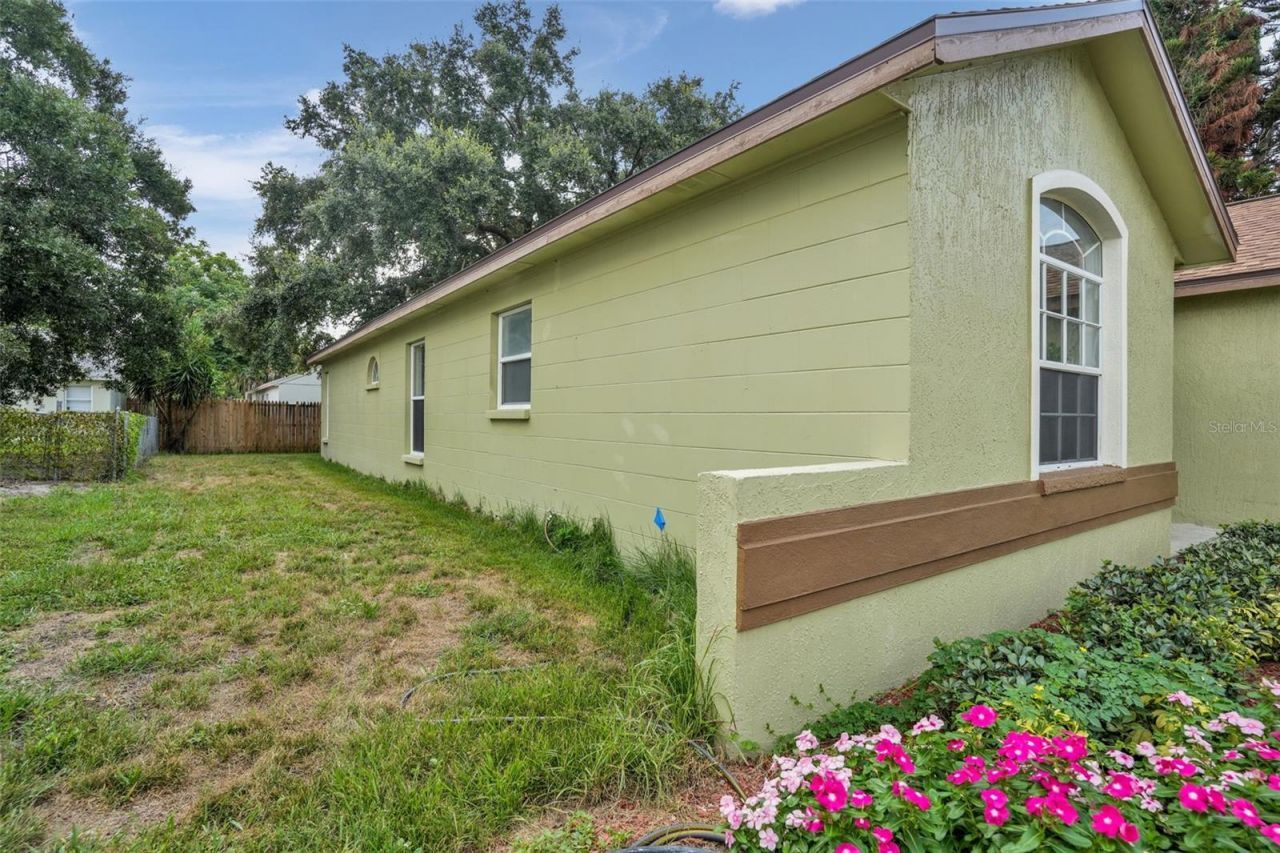 419 Saint Anns Drive, Winter Haven, FL 33884 Photo