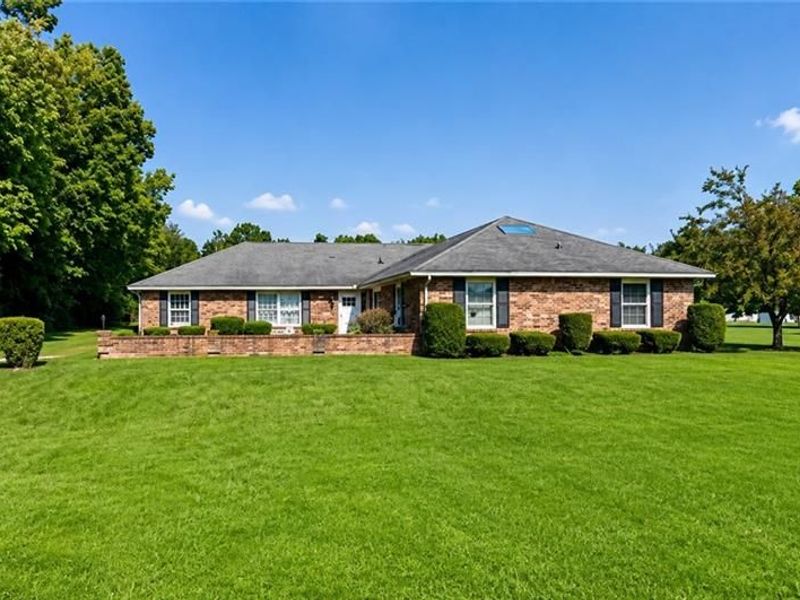 8494 Bennett Drive, Piqua, OH 45356 Photo 1