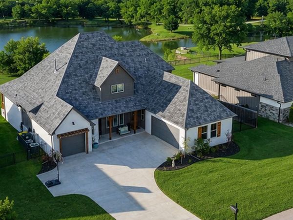 12914 S 28th Place, Bixby, OK 74008