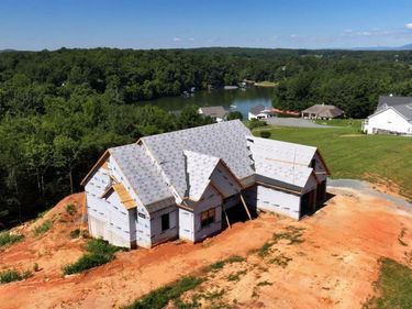 47 Camellia Pl., Moneta, VA 24121