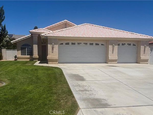 17980 Lakeview , Victorville, CA 92395