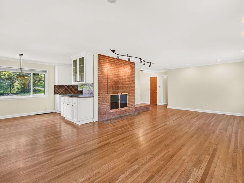 2709 FISHINGER Road, Columbus, OH 43221 Photo 17
