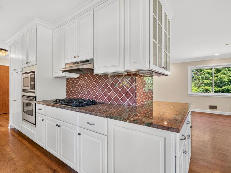 2709 FISHINGER Road, Columbus, OH 43221 Photo 28