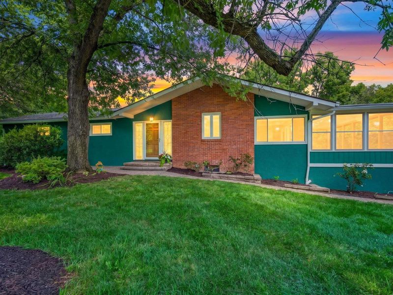 2709 FISHINGER Road, Columbus, OH 43221 Photo 3