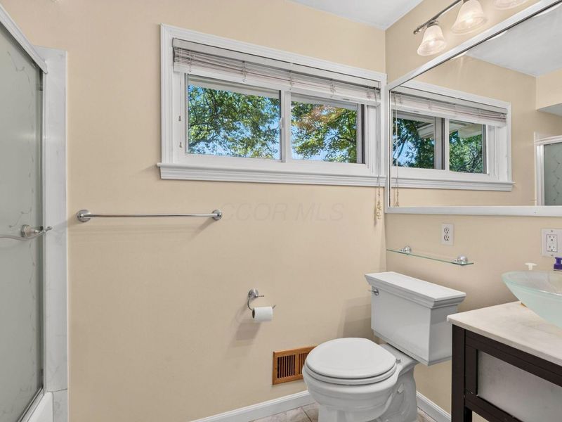 2709 FISHINGER Road, Columbus, OH 43221 Photo 52